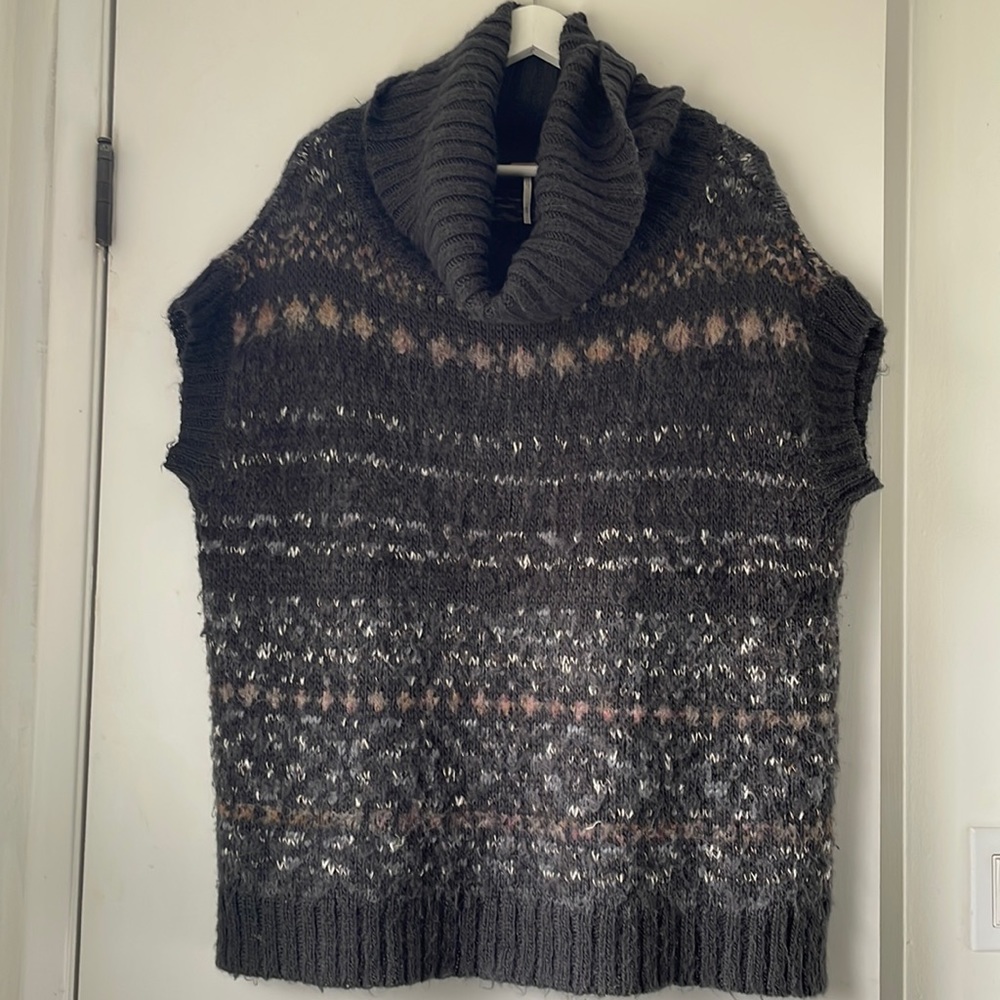 Free people poncho M